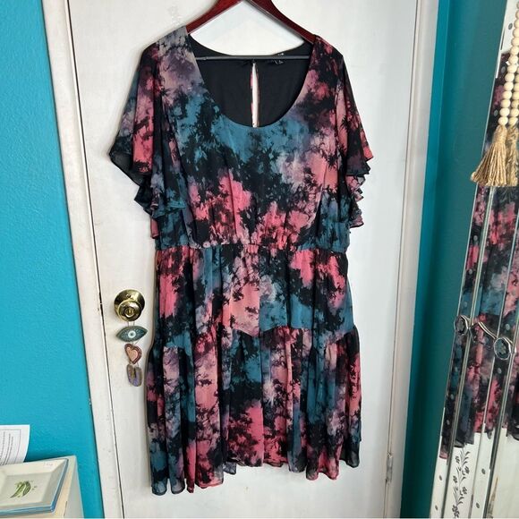 Torrid Mini Chiffon Ruffle Hem Skater Dress, size ride dye - Picture 4 of 11